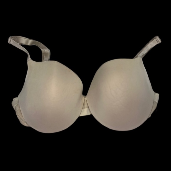 Calvin Klein Sculpted Lightly-Lined Convertible T-Shirt Demi Bra – Beige, 34D - Picture 3 of 9
